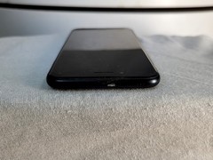 APPLE A2595 iPhone SE (3rd Gen) Smartphone 64GB MIDNIGHT SEE NOTES