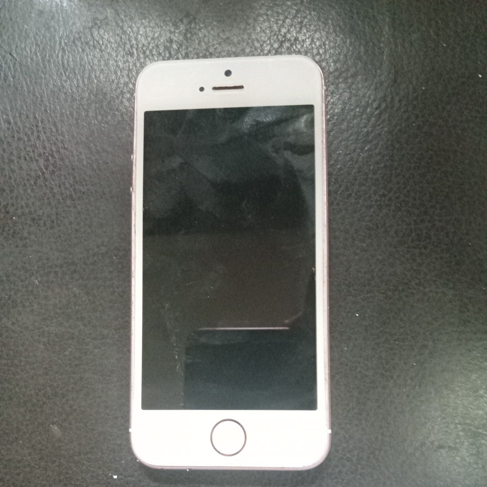 Apple iPhone SE 1st Gen A1662 64GB Rose Gold