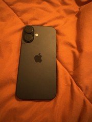Apple iPhone Smartphone Black, Dual Rear Cameras, 5G, Wi-Fi, Bluetooth, NFC