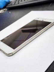 DEFECTIVE – Google Pixel XL – 32 GB – Silver – Unlocked – G011C – 12137