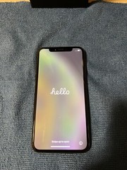 Apple iPhone XS – 64GB – Space Gray (AT&T) A1920 (CDMA + GSM)