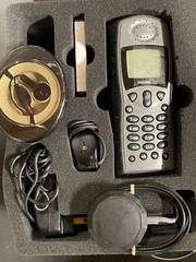 Iridium 9505a Satellite Phone with extras