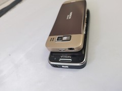 Nokia E Series E52 – random color Smartphone