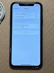 Apple iPhone XR 256GB – Black (unlocked) A1984 (CDMA + GSM) Read