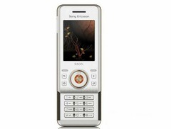 Sony Ericsson S500i Bluetooth Camera GSM 850 / 900 / 1800 /1900 Unlocked phone