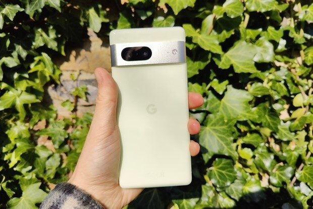 Google Pixel 7 GVU6C – 128GB – Lemongrass (Unlocked)