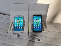 Samsung Galaxy S III I9300 16 GB Unlocked android smartphone Excellent