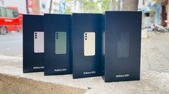 New Samsung Galaxy S23+ Plus 5G S916U1 256GB/512GB Factory Unlocked All Carriers