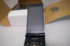 Sharp AQUOS Keitai SH-06G Black Unlocked Open Box w/ Box Japanese Flip Phone