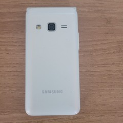 Samsung Galaxy Folder2 cell phone 32G SM-G160N Unlocked LTE Used 2021.ver
