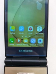 Unlocked – Samsung Galaxy Folder SM-G1600 Android Dual SIM 16GB 3.8&Prime; Flip Phone