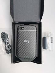 BlackBerry Q10 – Unlocked 8MP 4G 16GB storage OS10 Cellphone (Verizon Wireless)
