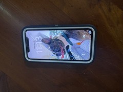 Apple iPhone 11 – 64 GB Black (Unlocked) With Otter Box READ Description