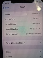 Apple iPhone XS 64GB (Unlocked) Black, Wired Earbuds, IWalk Battery Pack