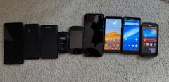 Phone lot of 9 For Parts Not Working Various Conditions