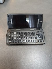 LG enV Touch VX11000 Dual Screen Flip Phone (Verizon) Not Tested