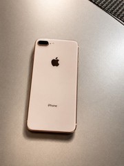 iPhone 8 Plus Rose Gold