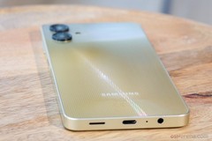 Samsung Galaxy A06 SM-A065F 64GB 4GB RAM Unlocked Phone Android Blue Gold White