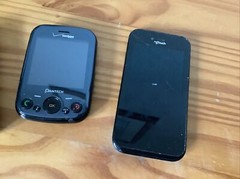 3 Folding phones &lsquo;Vintage Phones PANTECH -MY TOUCH -MOTOROLA