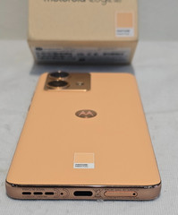 MOTO Edge 40 Neo (XT2307-1) 12+256GB Unlocked 5G Peach Fuzz
