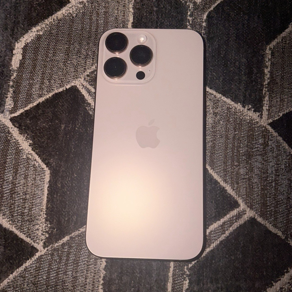 Apple iPhone 16 Pro Max 256GB Unlocked Silver 48MP Triple Camera Bar