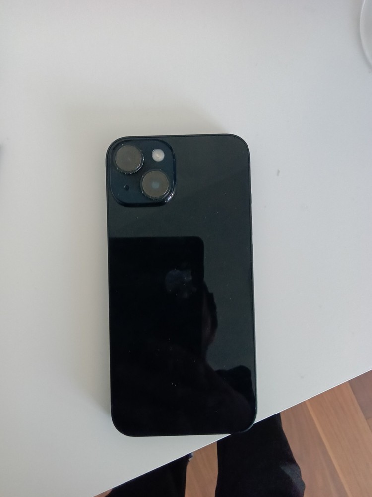 Apple iPhone 14 256GB Black Unlocked Dual Rear Cameras Bar Smartphone Used