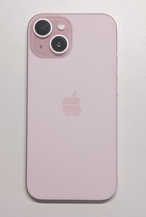 Apple iPhone 15 128GB Pink iOS 5G Bar Smartphone 12MP Camera Used