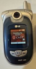 LG VX7000 Verizon Flip Phone 1.3MP Camera Working Powers On Vintage