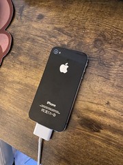 iPhone 4s Black iOS 9 check description