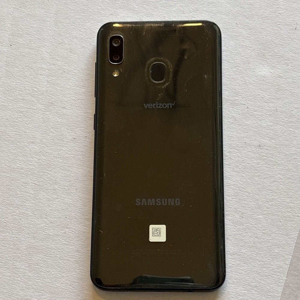 Unlocked Samsung Galaxy A20 4GB RAM 32GB SM-A205U Black. READ