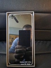 Samsung Galaxy S25 FE 5G 128GB Black -Unlocked Great Condition