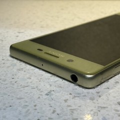 Sony Xperia X F5121 Android 32GB gold /DO