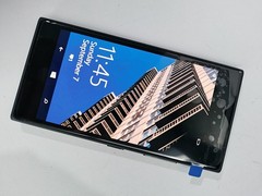Nokia Lumia 735 – 8 GB – microSDXC (Unlocked) 4.7&Prime;6.7MP Classic Microsoft Phone