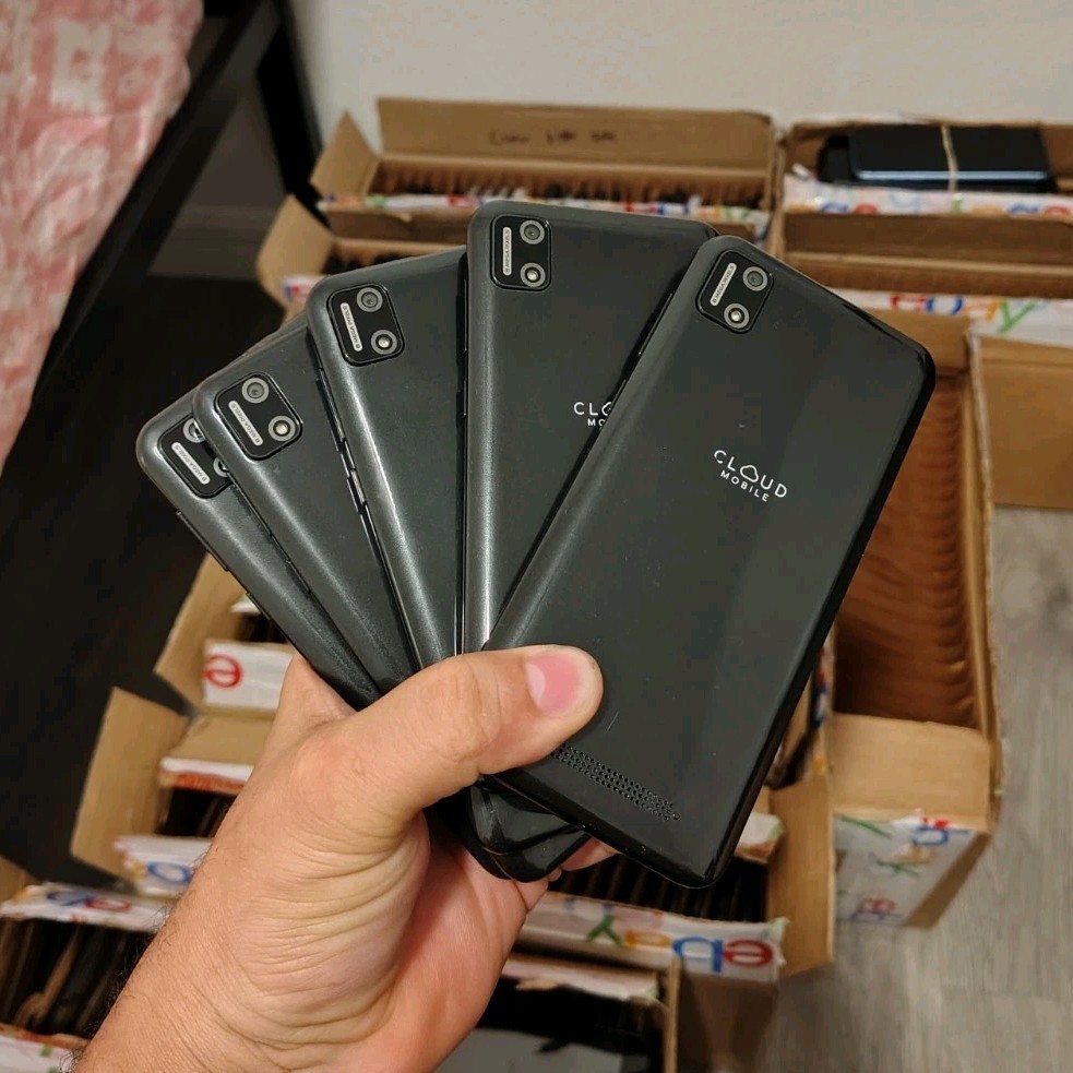 Cloud Mobile Stratus C7 16GB Unlocked Android Bar Smartphone Black Lot of 5