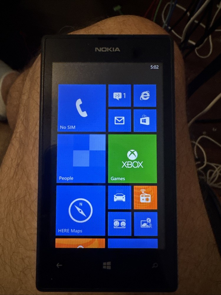 Nokia Lumia 520 – 8GB – Black (ATT) Fast Ship Very Good Used RM-915