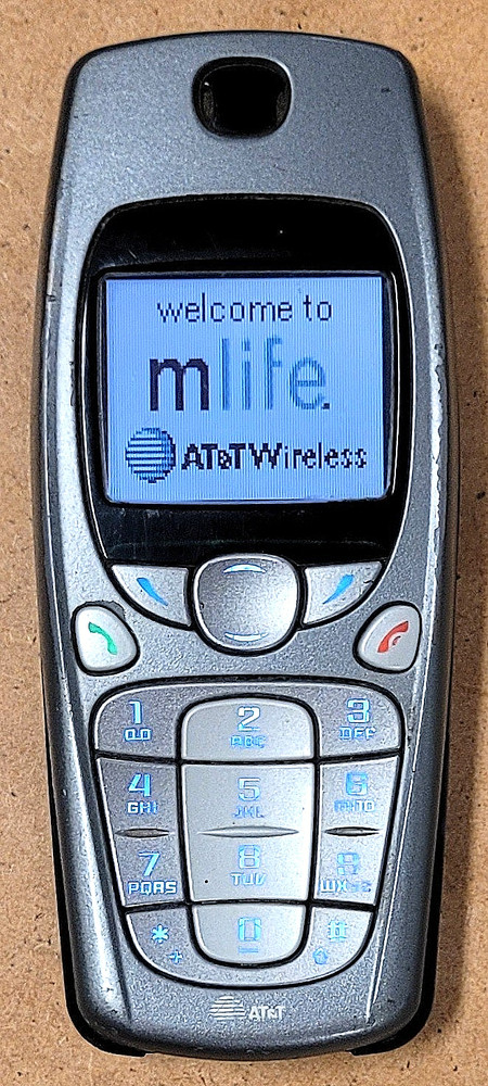 Nokia 3560 – Gray and Black ( AT&T ) Rare TDMA Cellular Phone