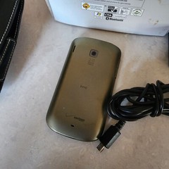 Untested Verizon HTC Ozone Global Smartphone w/ Original Box & More