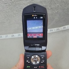 Casio Gz&rsquo;One Boulder C711 Orange Verizon Flip Phone *READ* Very Rare Tested