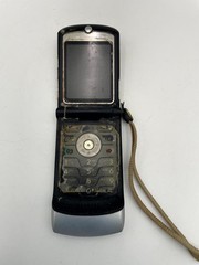 Motorola Flip Cell Phone Silver & Black 2.2&Prime; Color Screen Micro USB with Battery