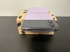 Samsung Galaxy Z Flip4 128GB Purple Unlocked Worldwide (See Photos)