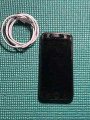 Apple iPhone 7 – 32 GB – Black (Unlocked) A1660 (CDMA & GSM)