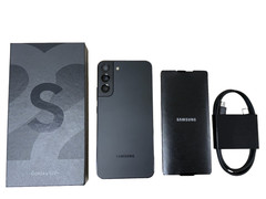Samsung Galaxy S22+ PLUS 128GB Factory Unlocked GSM CDMA – EXCELLENT In-Box