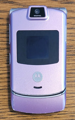 Motorola RAZR V3m – Pink and Silver ( Verizon ) Very Rare Flip Phone – Bundled