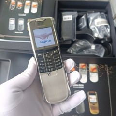 UNLOCKED – GENUINE NOKIA 8800 CLASSIC SILVER 2G GSM MOBILE PHONE Made in Germany
