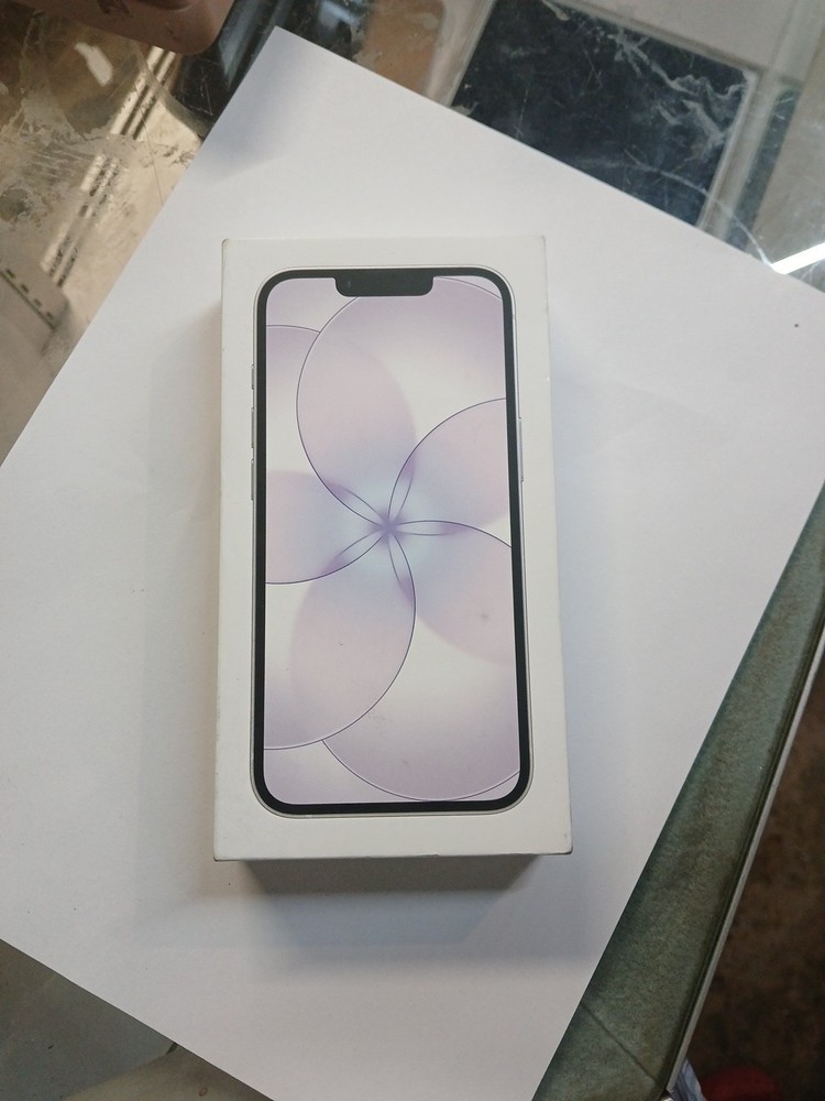Open Box Latest 2026 Apple iPhone 17e – 256GB – White (AT&T Cricket) For Part