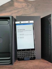 Never used BlackBerry KEYone – 32 GB 64GB – Black Silver (Unlocked) 4G phone