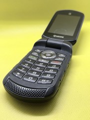 Kyocera DuraXE E4710 – 8GB At&t GSM Unlocked Rugged Flip Phone – Condition OK.