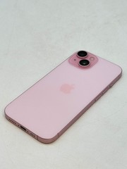 Unlocked Apple iPhone 15 A2846 128GB Pink – Cracked Screen, Service Battery 74%