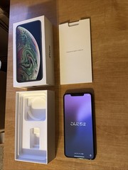 Apple iPhone XS Max 256 GB Unlocked In Box W/ Papers