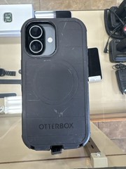 Used APPLE iPhone 17 256GB Smart Cell Phone A3258 (QUI005033)